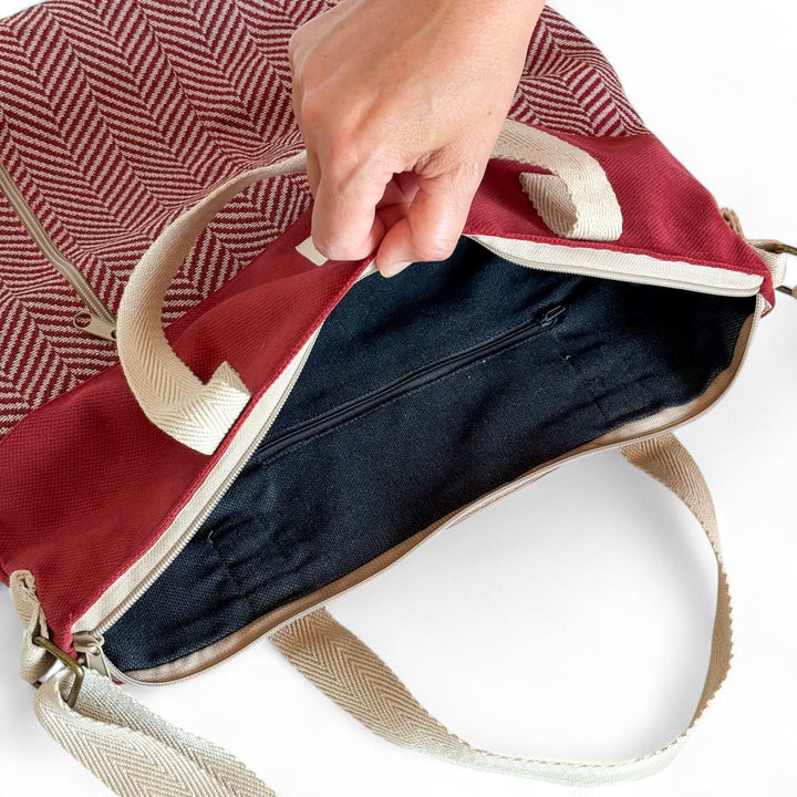 Large Handbag Dubai