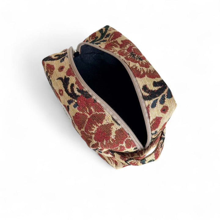 Adam Medium Toiletry Bag