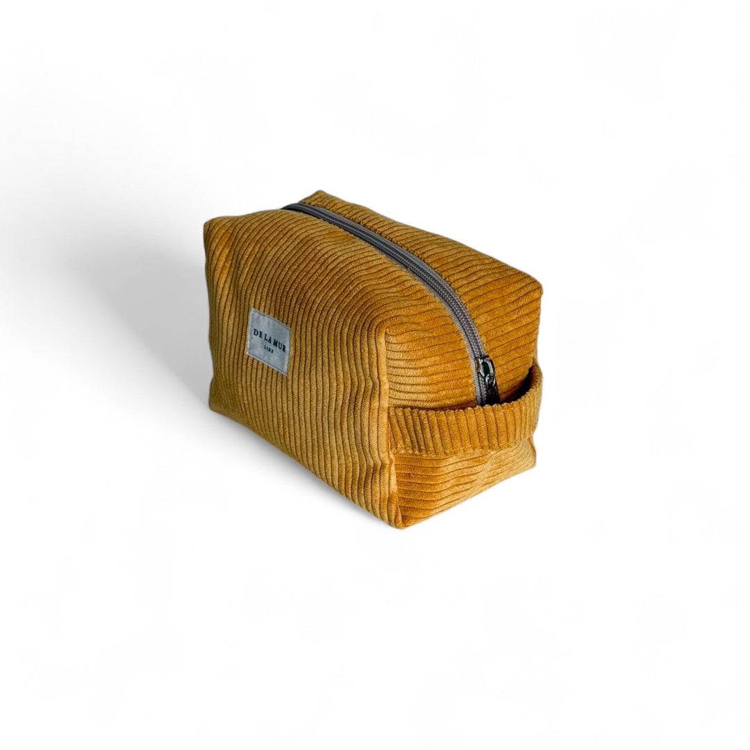Medium Taz Toiletry Bag