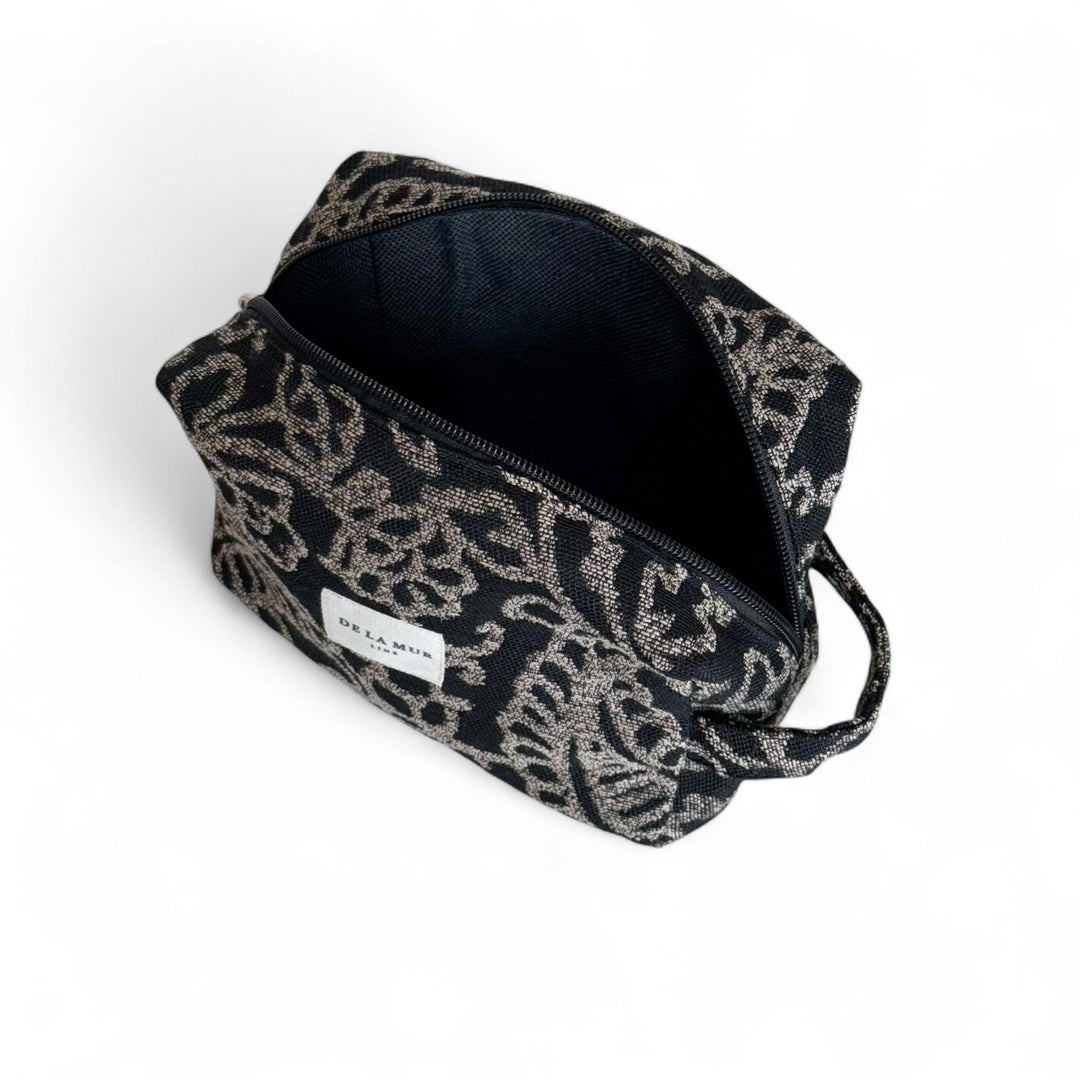 Teide Medium Toiletry Bag