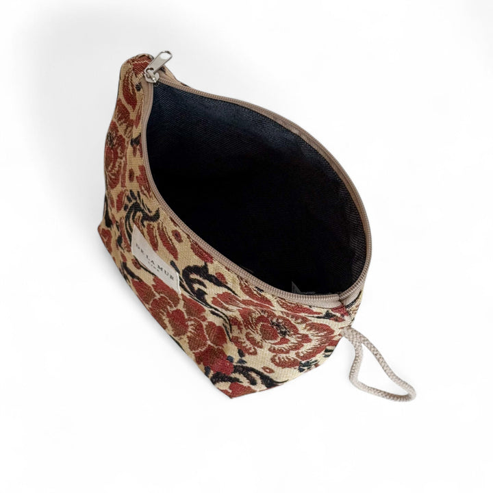 Adam toiletry bag