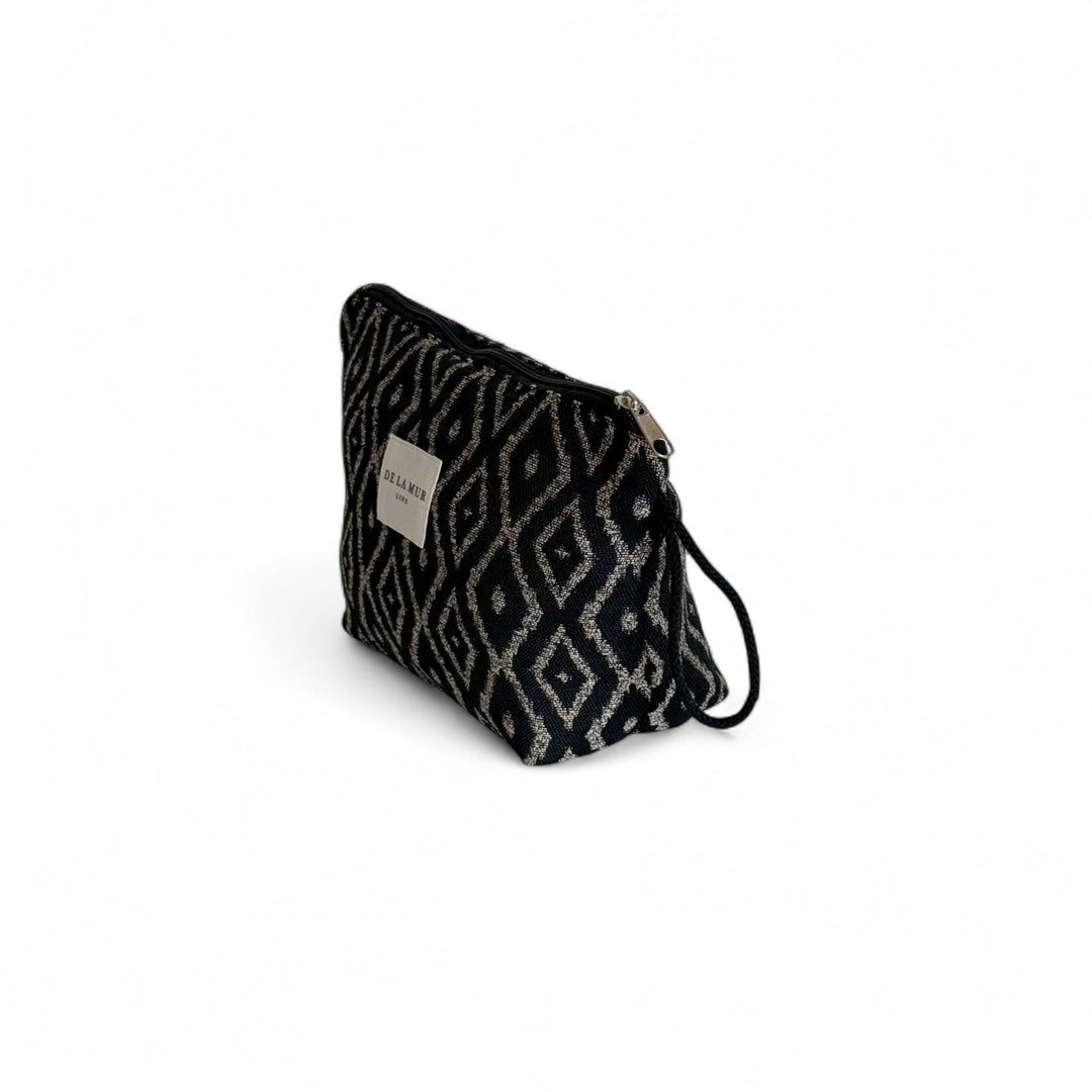 Onix toiletry bag