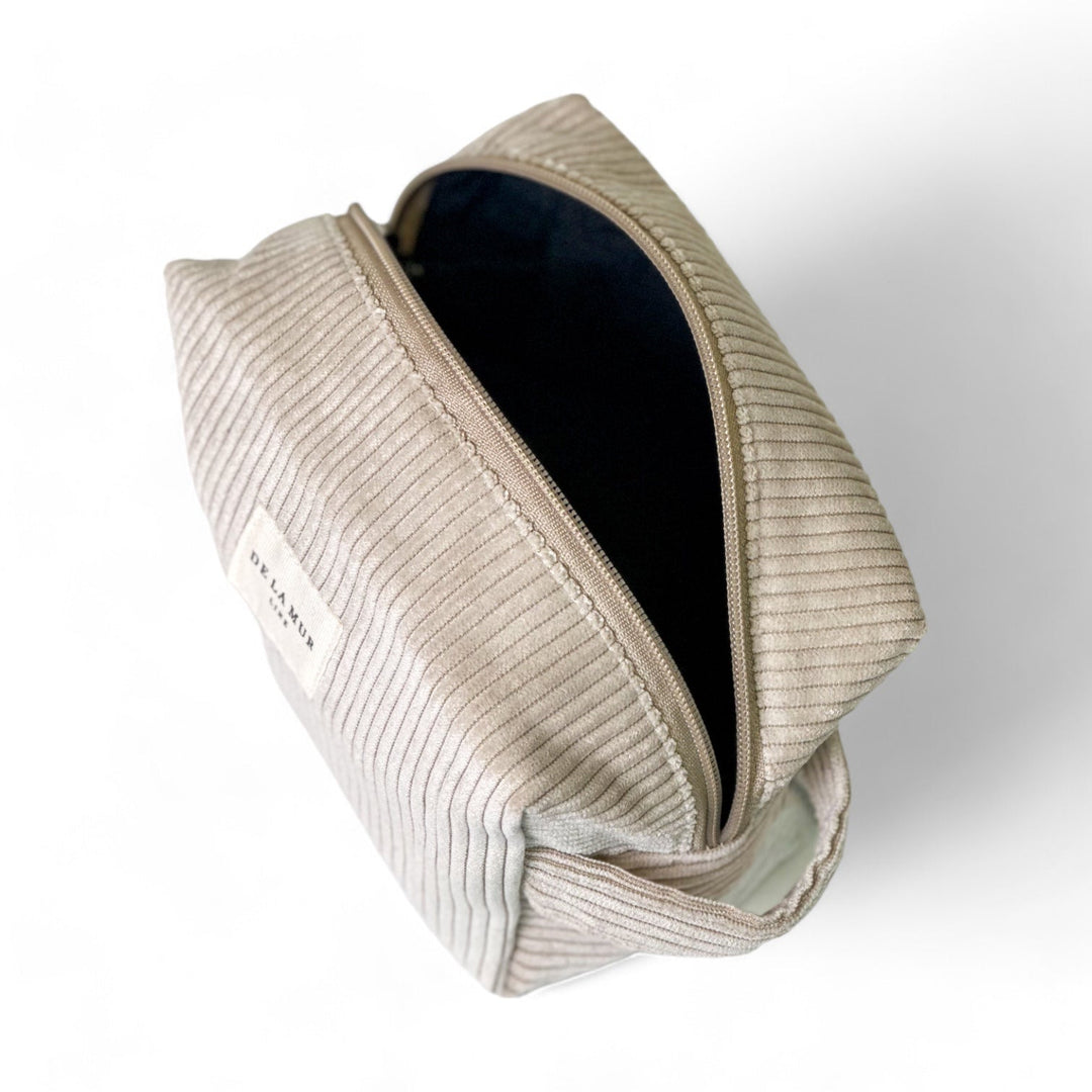 Medium Tofe Toiletry Bag